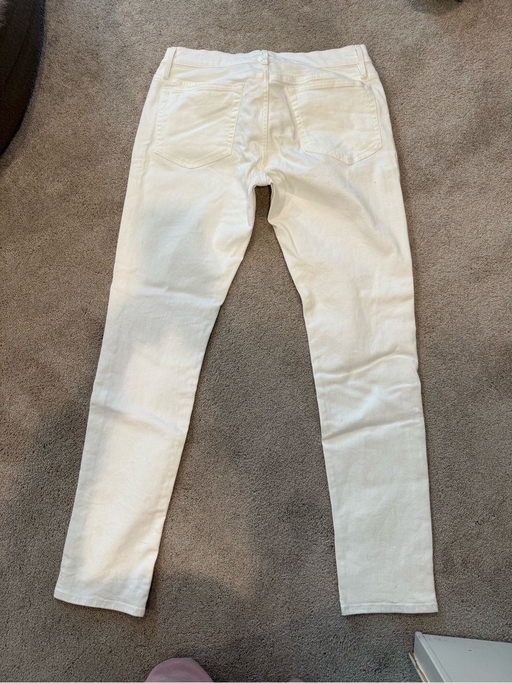 Frame Denim Men Slim Straight Jeans in Off-White